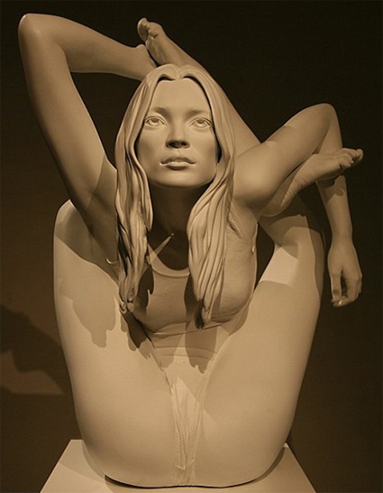 Gold-Kate-Moss----