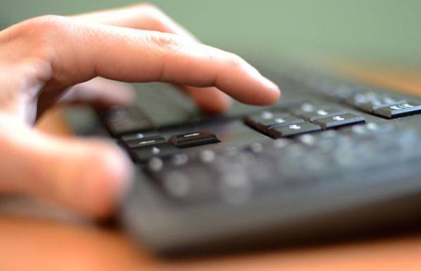 5-trucos-que-desearias-haber-conocido-antes-limpiar-teclado