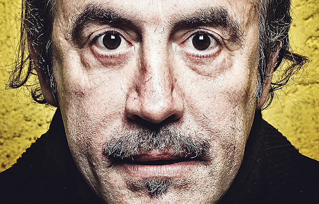 Los 7 mejores vídeos del cómico Pedro Reyes con sus mejores chistes y monólogos