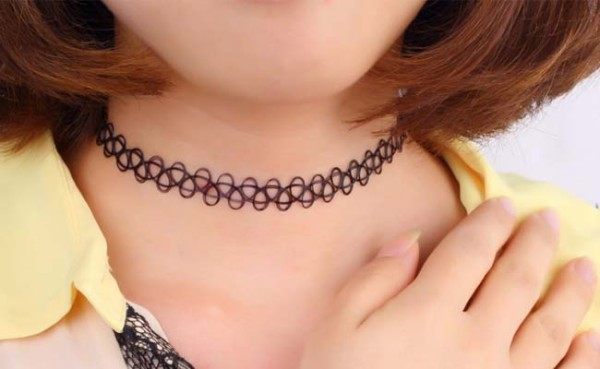 Gargantillas ajustadas cuello