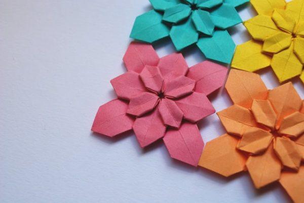 Día Mundial del Origami: cuáles son los más originales y sencillos de hacer flor aplastada