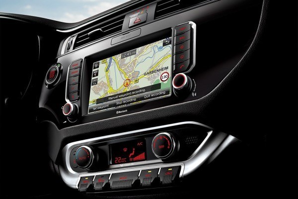 kia_rio_interior